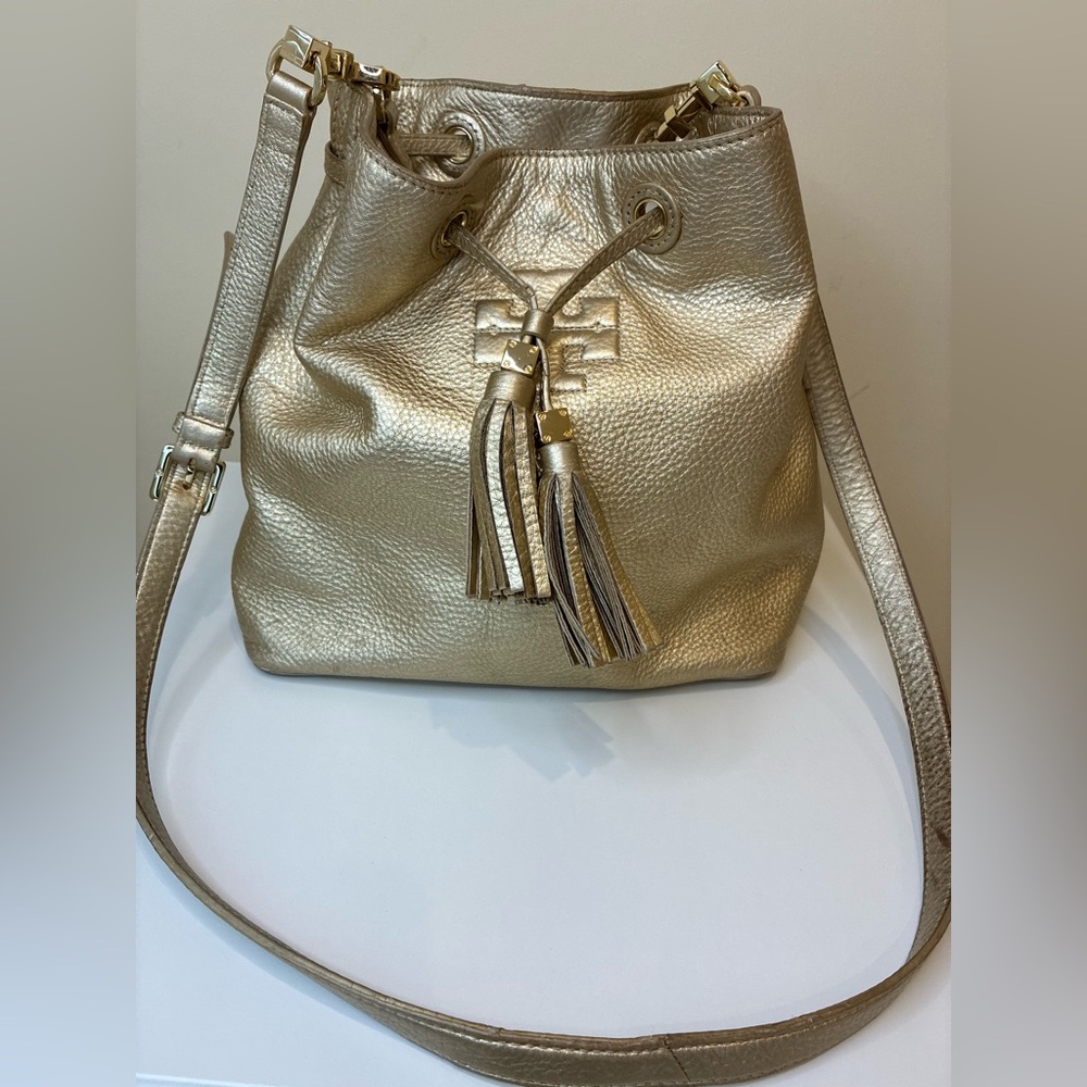 Tory Burch Thea Drawstring Bucket Bag Metallic Gold Leather With Tassels